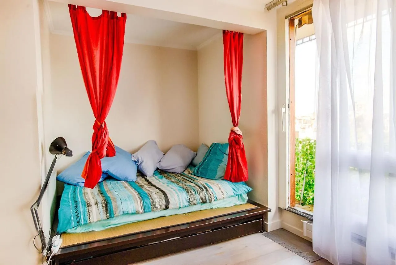 Charming With Balcony Apartment Paris