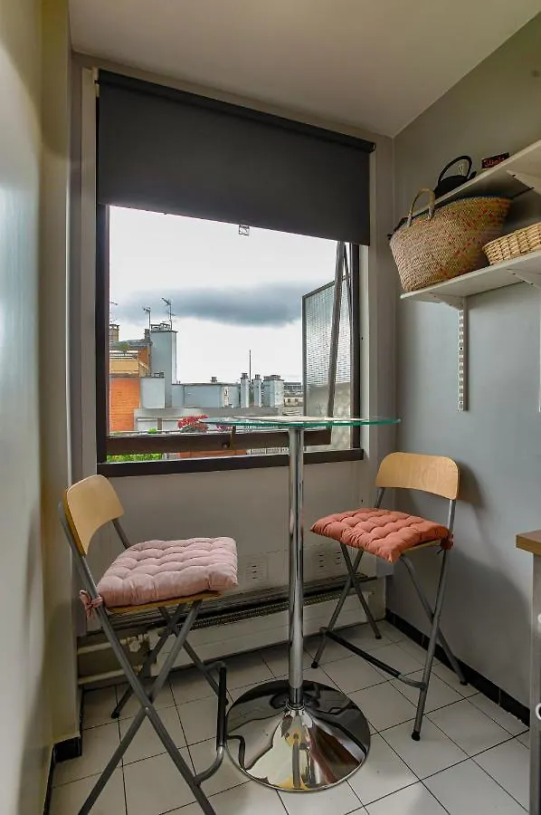 Apartment Charming With Balcony *